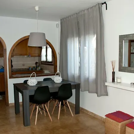 Colibri House Holiday home *