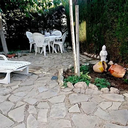 Holiday home Colibri House
