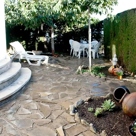 Holiday home Colibri House