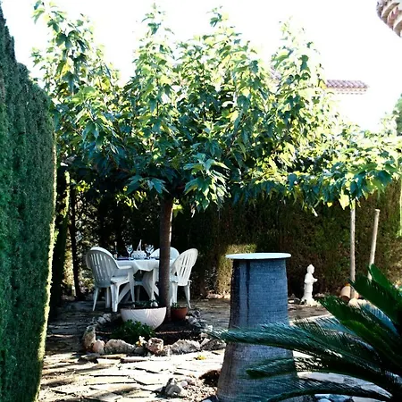 Holiday home Colibri House *
